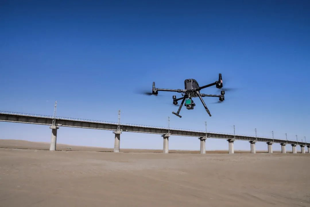 西藏无人机航拍时如何保证图像连贯性？